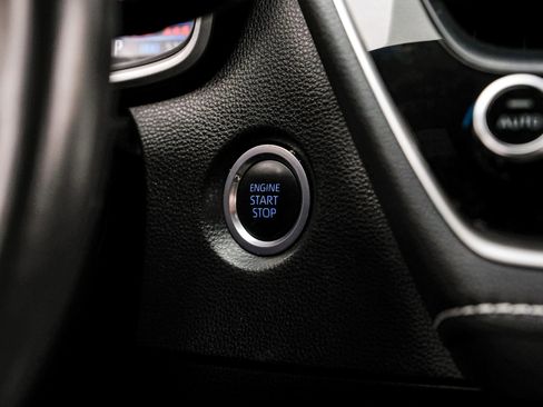 Used 2022 Toyota Corolla SE image 22