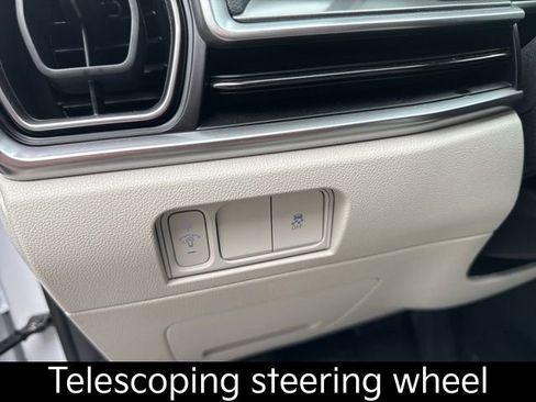 Certified 2025 Kia Sorento S image 20