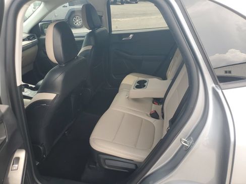 Used 2022 Ford Escape SEL AWD/4WD image 10
