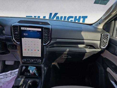 Used 2024 Ford Ranger Lariat w/ FX4 Off-Road Package image 10