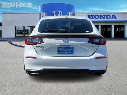 Used 2025 Honda Civic Sport image 7