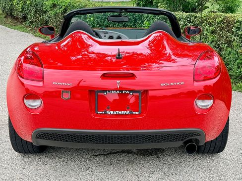 Used 2008 Pontiac Solstice Convertible w/ Preferred Package RWD image 39