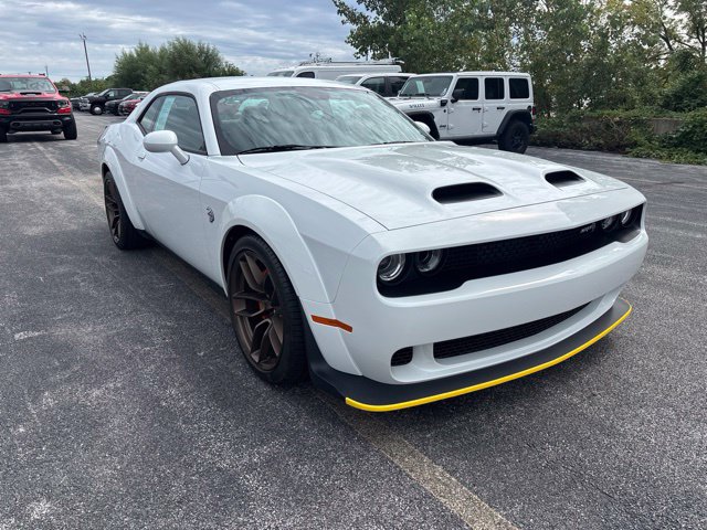 Used 2023 Dodge Challenger SRT Hellcat RWD image 2