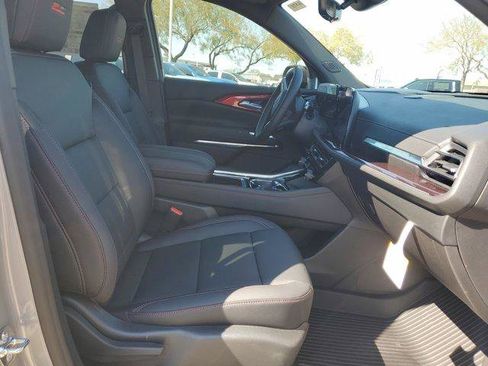 New 2026 Chevrolet Traverse Z71 w/ Enhanced Driving Package image 10