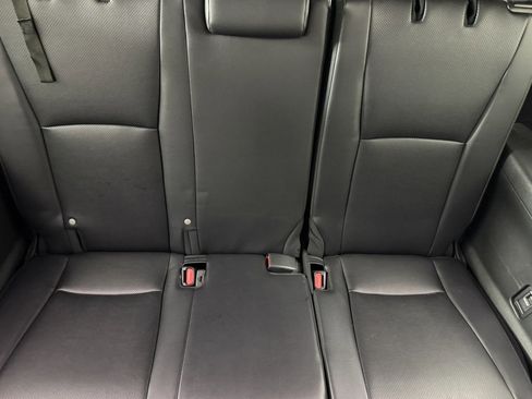 Used 2024 Toyota Grand Highlander AWD image 13