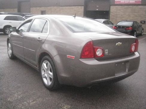 Used 2011 Chevrolet Malibu LS FWD image 7