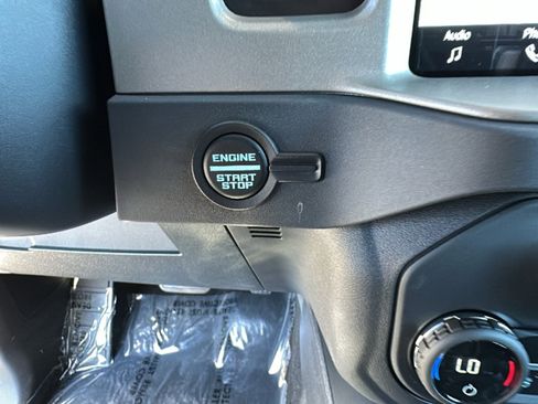 New 2025 Ford Bronco Outer Banks image 17