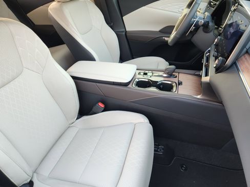 New 2026 Lexus RX 350 AWD image 9