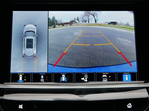 New 2026 Cadillac XT5 Sportv w/ LPO, Floor Liner Package image 28