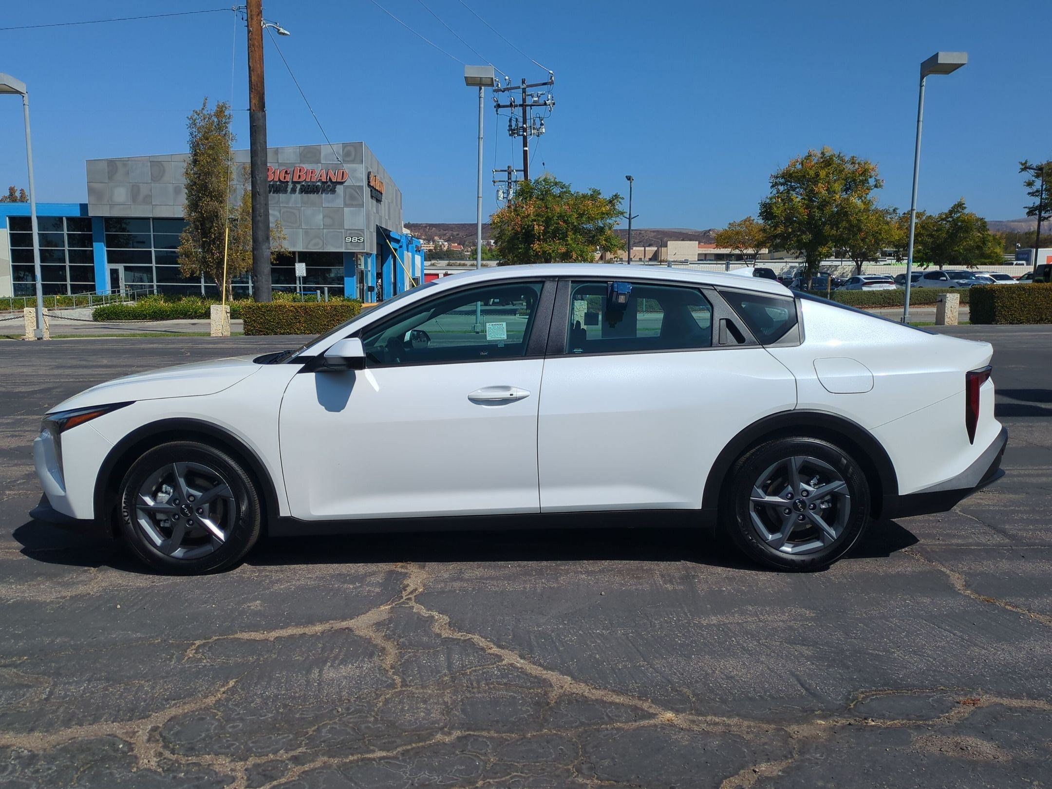 Certified 2025 Kia K4 FWD image 9
