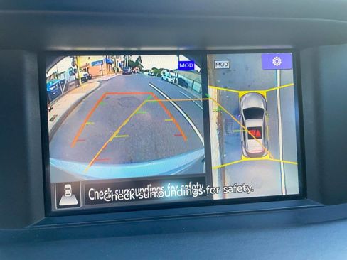 Used 2017 INFINITI QX30 Sport w/ Sport Leather Package image 22