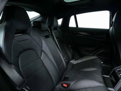 New 2026 Porsche Panamera image 21