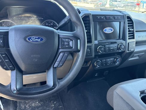 Used 2020 Ford F350 XLT w/ XLT Premium Package AWD/4WD image 7
