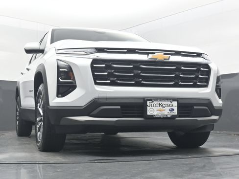 Used 2025 Chevrolet Equinox LT FWD image 21