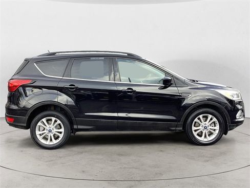 Used 2019 Ford Escape SEL image 6