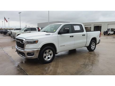 Used 2025 RAM 1500 Lone Star image 4