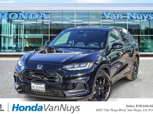 Used 2024 Honda HR-V Sport image 1