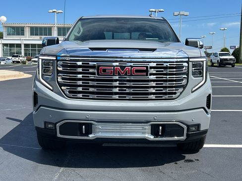 Used 2025 GMC Sierra 1500 Denali w/ Denali Reserve Package image 3