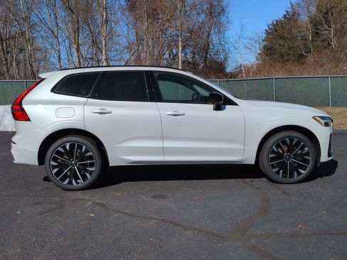 New 2026 Volvo XC60 T8 Ultra w/ Protection Package Premier image 6