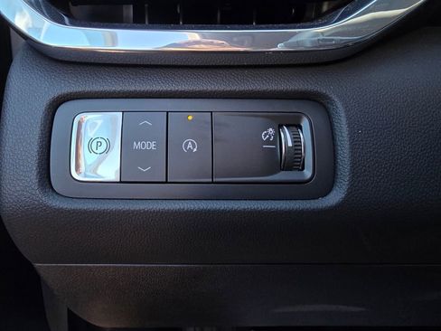 New 2026 GMC Acadia Elevation image 12