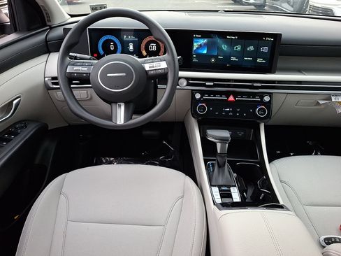 Used 2026 Hyundai Tucson SEL Plus FWD image 12