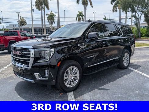 Used 2024 GMC Yukon SLT w/ SLT Luxury Package RWD image 3