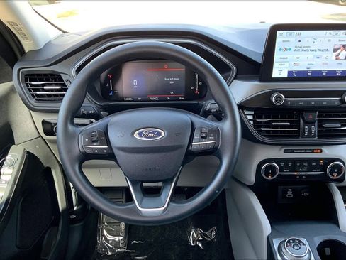 Used 2025 Ford Escape Active FWD image 6