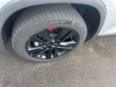 Used 2020 Chevrolet Trax LT w/ Redline Edition image 2