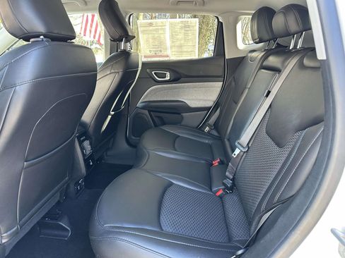 Used 2022 Jeep Compass Latitude w/ Convenience Group image 13