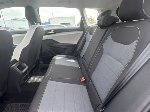 Used 2025 Volkswagen Taos S AWD/4WD image 18