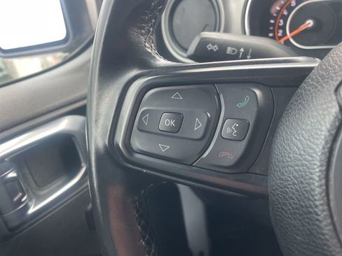 Used 2021 Jeep Wrangler Sport S image 34