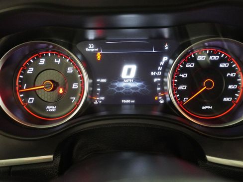Used 2020 Dodge Charger Scat Pack w/ Dynamics Package RWD image 12