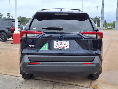 Certified 2024 Toyota RAV4 XLE Premium AWD/4WD image 7