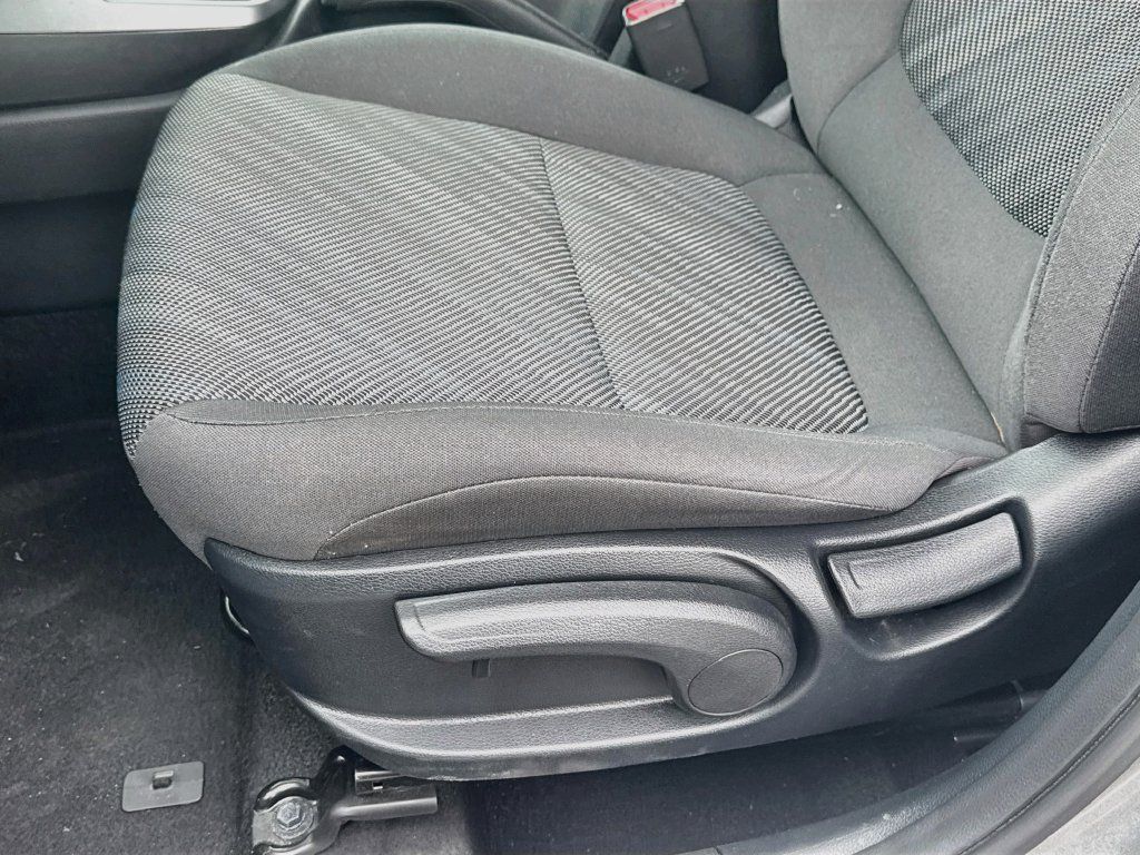 Certified 2024 Kia Seltos LX AWD/4WD image 21