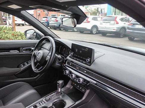Used 2025 Honda Civic Sport Touring image 21