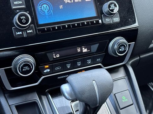 Used 2019 Honda CR-V LX image 17