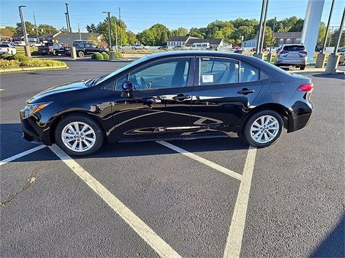 New 2026 Toyota Corolla LE image 6