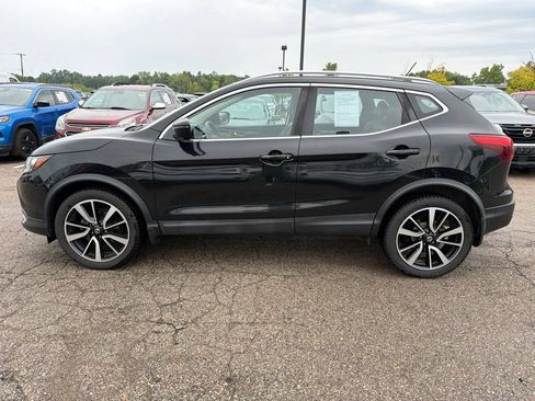 Used 2017 Nissan Rogue Sport SL w/ SL Premium Package AWD/4WD image 8
