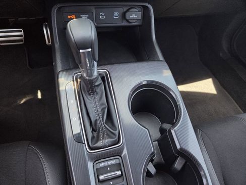 Used 2025 Honda Civic Sport image 11