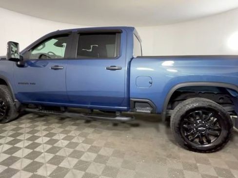 Used 2025 Chevrolet Silverado 2500 Custom w/ Custom Value Package AWD/4WD image 8