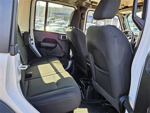 Used 2021 Jeep Wrangler Unlimited Sport image 13