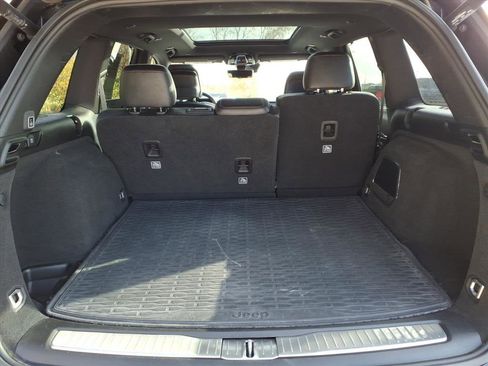 Used 2022 Jeep Grand Cherokee Summit w/ Adv Protech Group IV image 29