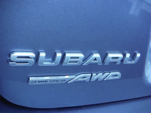 Used 2016 Subaru Legacy 2.5i Limited AWD/4WD image 11