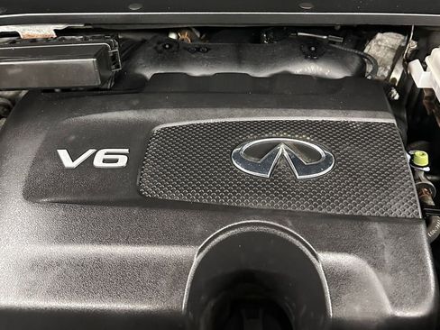 Used 2018 INFINITI QX60 Luxe AWD/4WD image 7
