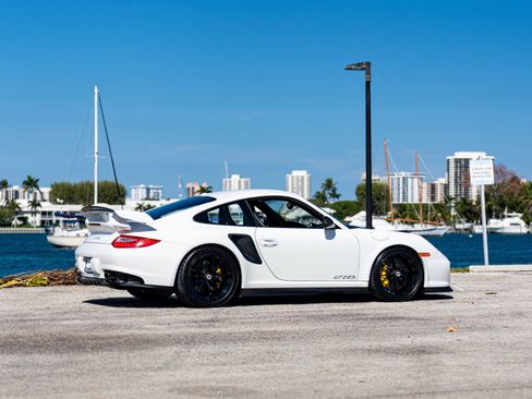 Used 2011 Porsche 911 GT2 RS image 24