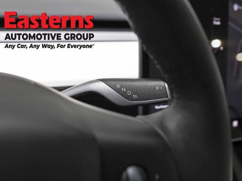 Used 2023 Tesla Model 3 Standard Range image 13