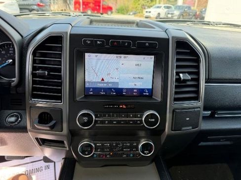 Used 2020 Ford Expedition XLT w/ Equipment Group 202A image 26