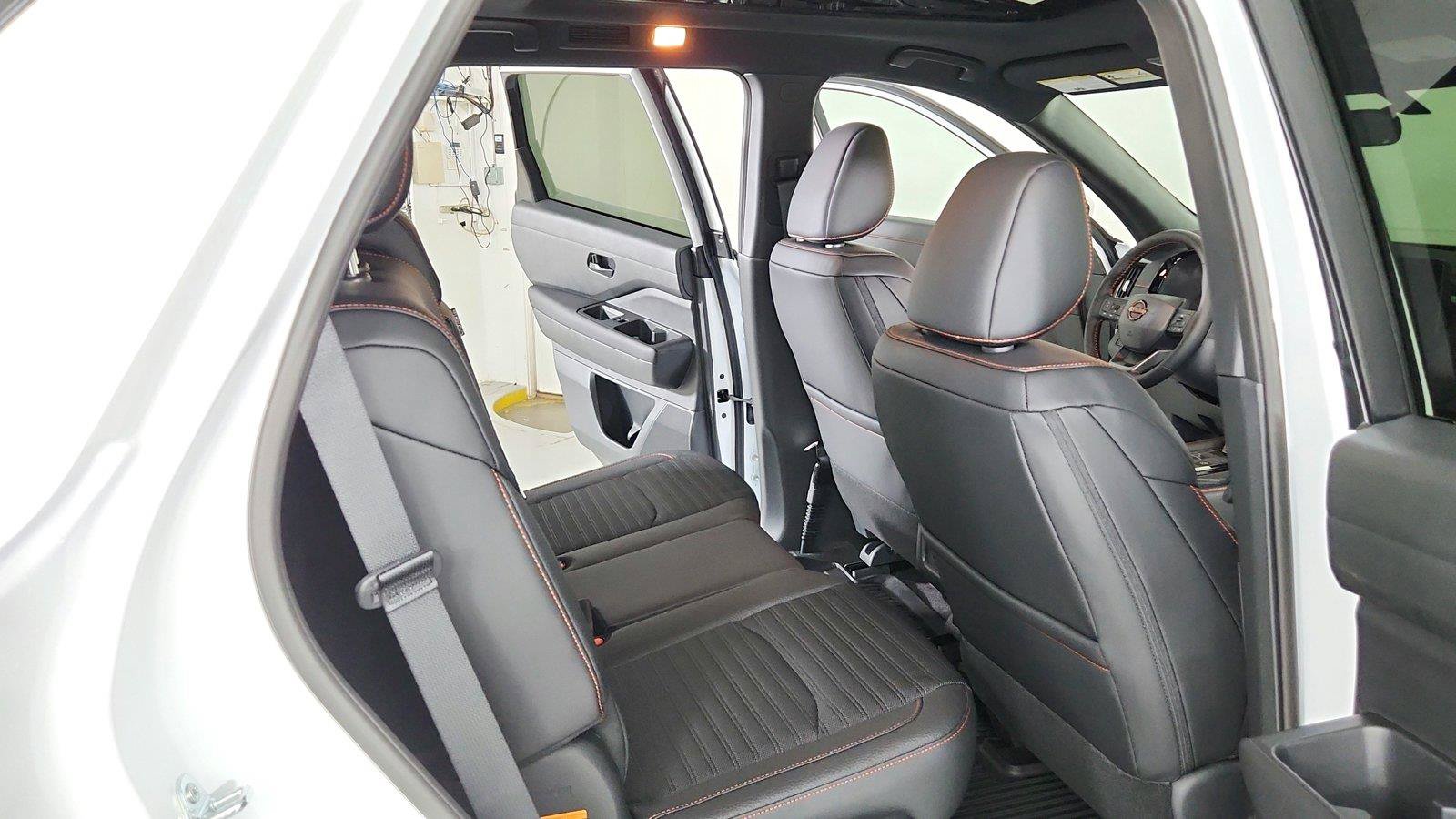 Used 2026 Nissan Pathfinder Rock Creek AWD/4WD image 29