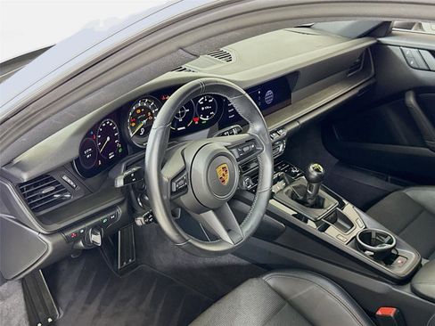 Used 2022 Porsche 911 GT3 image 16