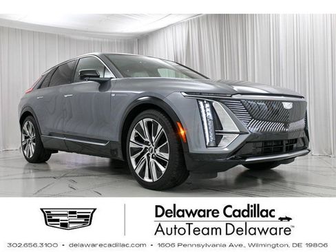 Used 2023 Cadillac Lyriq 2WD image 1